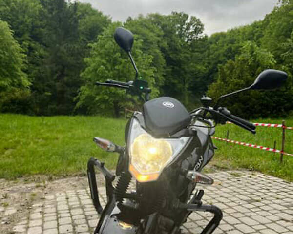 Черный Лифан LF150-2E, объемом двигателя 0.15 л и пробегом 5 тыс. км за 1000 $, фото 1 на Automoto.ua