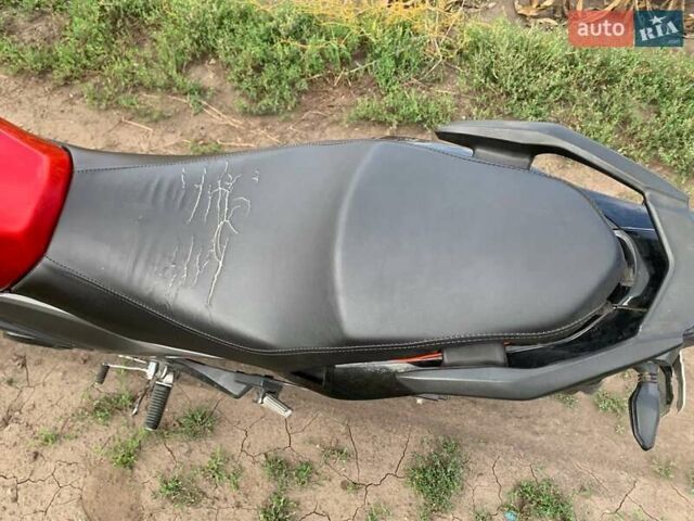 Красный Лифан LF200-10R (KPS), объемом двигателя 0.2 л и пробегом 17 тыс. км за 800 $, фото 3 на Automoto.ua