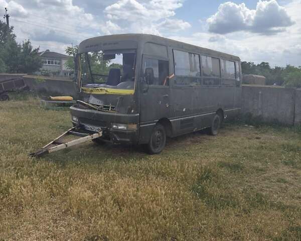 Желтый Лифан LF 6592, объемом двигателя 3.61 л и пробегом 250 тыс. км за 1300 $, фото 1 на Automoto.ua