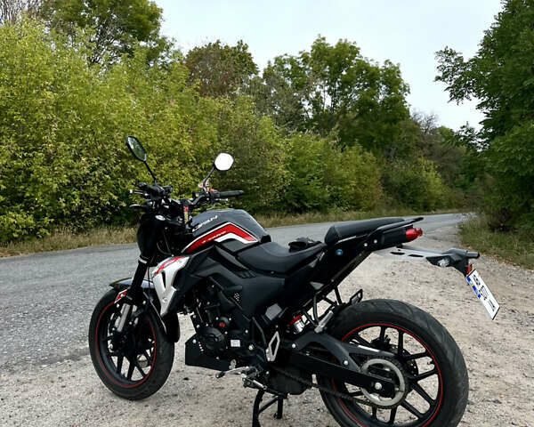 Чорний Ліфан SR 220, об'ємом двигуна 0.2 л та пробігом 4 тис. км за 1650 $, фото 3 на Automoto.ua