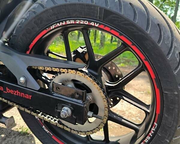 Черный Лифан SR 220, объемом двигателя 0.2 л и пробегом 12 тыс. км за 1450 $, фото 6 на Automoto.ua