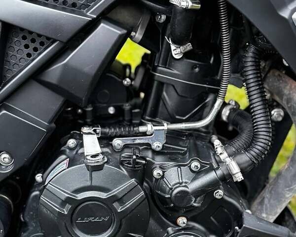 Черный Лифан SR 220, объемом двигателя 0.2 л и пробегом 7 тыс. км за 1453 $, фото 7 на Automoto.ua