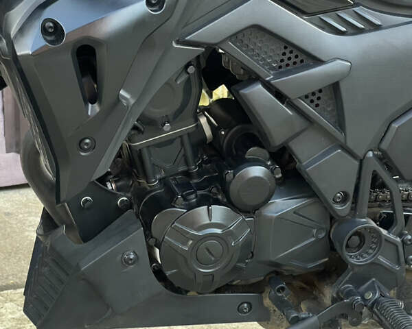 Чорний Ліфан SR 220, об'ємом двигуна 0.2 л та пробігом 2 тис. км за 2000 $, фото 4 на Automoto.ua