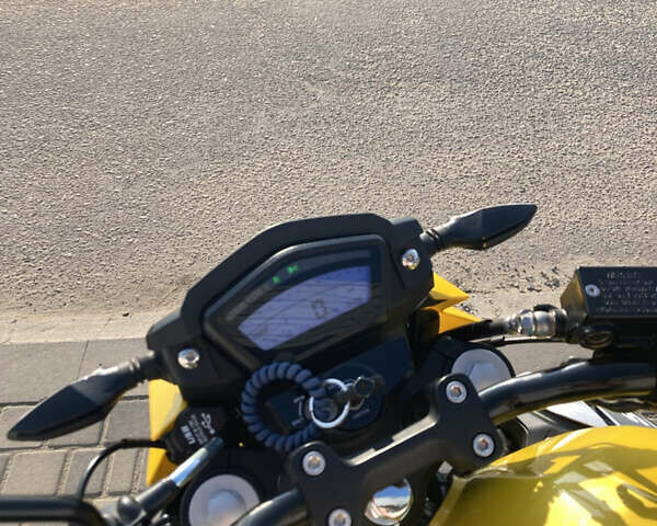 Желтый Лифан SR 220, объемом двигателя 0.2 л и пробегом 4 тыс. км за 1640 $, фото 3 на Automoto.ua