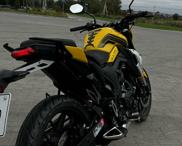 Желтый Лифан SR 220, объемом двигателя 0.2 л и пробегом 7 тыс. км за 1600 $, фото 1 на Automoto.ua