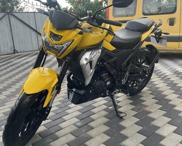 Желтый Лифан SR 220, объемом двигателя 0.2 л и пробегом 1 тыс. км за 1780 $, фото 2 на Automoto.ua