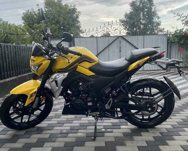 Желтый Лифан SR 220, объемом двигателя 0.2 л и пробегом 1 тыс. км за 1780 $, фото 3 на Automoto.ua