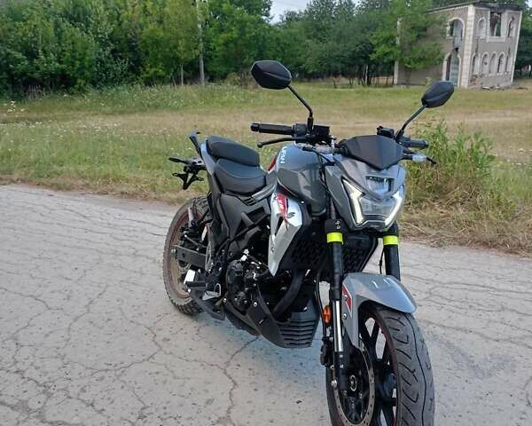 Сірий Ліфан SR 220, об'ємом двигуна 0.2 л та пробігом 10 тис. км за 1470 $, фото 4 на Automoto.ua