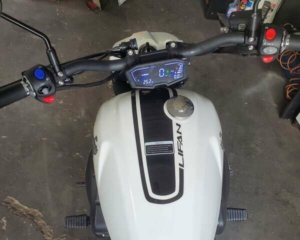 Білий Ліфан V16S, об'ємом двигуна 0.25 л та пробігом 600 тис. км за 3000 $, фото 9 на Automoto.ua