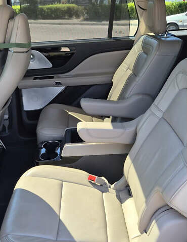 Белый Линкольн Авиатор, объемом двигателя 3 л и пробегом 69 тыс. км за 40500 $, фото 8 на Automoto.ua