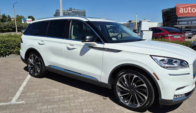 Белый Линкольн Авиатор, объемом двигателя 3 л и пробегом 69 тыс. км за 40500 $, фото 2 на Automoto.ua