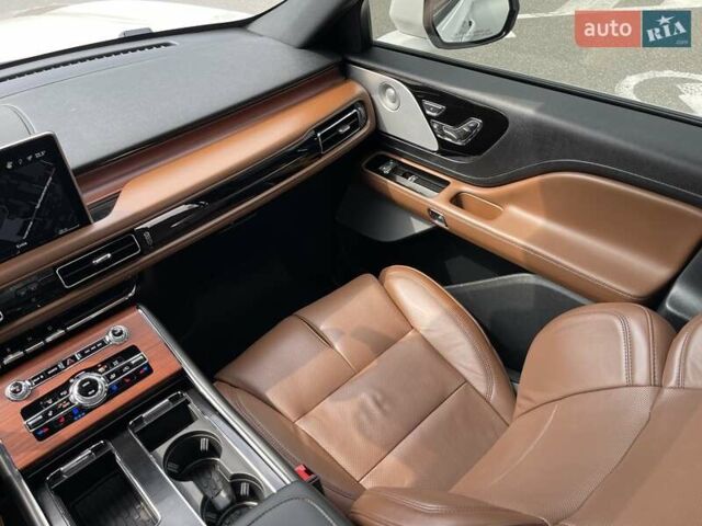 Белый Линкольн Авиатор, объемом двигателя 3 л и пробегом 21 тыс. км за 69900 $, фото 15 на Automoto.ua