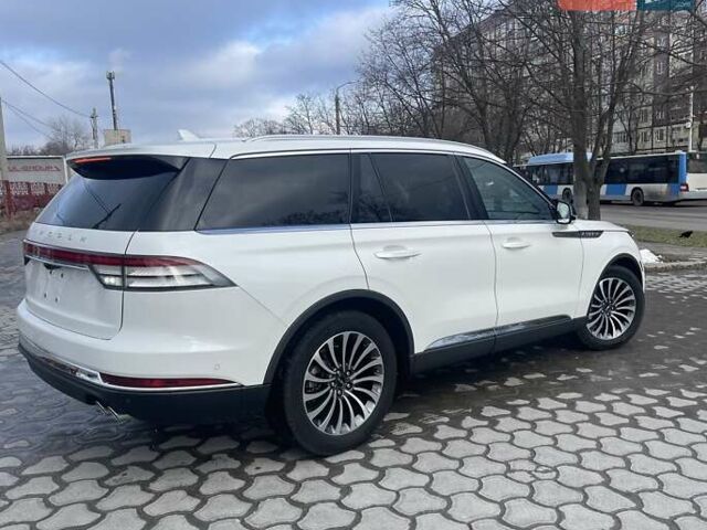 Белый Линкольн Авиатор, объемом двигателя 3 л и пробегом 9 тыс. км за 64500 $, фото 3 на Automoto.ua
