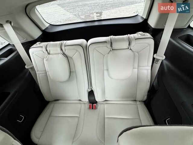Белый Линкольн Авиатор, объемом двигателя 3 л и пробегом 80 тыс. км за 48500 $, фото 5 на Automoto.ua