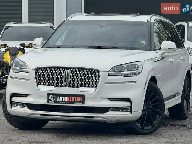 Білий Лінкольн Авіатор, об'ємом двигуна 3 л та пробігом 56 тис. км за 39999 $, фото 1 на Automoto.ua