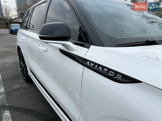 Белый Линкольн Авиатор, объемом двигателя 3 л и пробегом 14 тыс. км за 44999 $, фото 1 на Automoto.ua