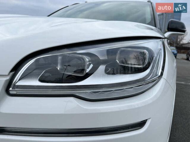 Белый Линкольн Авиатор, объемом двигателя 3 л и пробегом 14 тыс. км за 44999 $, фото 4 на Automoto.ua