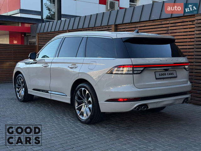 Бежевий Лінкольн Авіатор, об'ємом двигуна 0 л та пробігом 83 тис. км за 63500 $, фото 4 на Automoto.ua