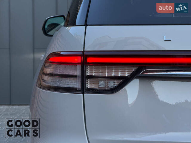 Бежевий Лінкольн Авіатор, об'ємом двигуна 0 л та пробігом 83 тис. км за 63500 $, фото 10 на Automoto.ua