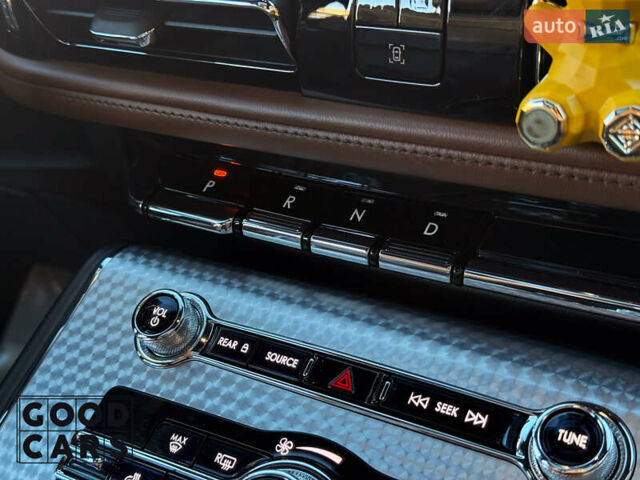 Бежевий Лінкольн Авіатор, об'ємом двигуна 0 л та пробігом 83 тис. км за 63500 $, фото 36 на Automoto.ua