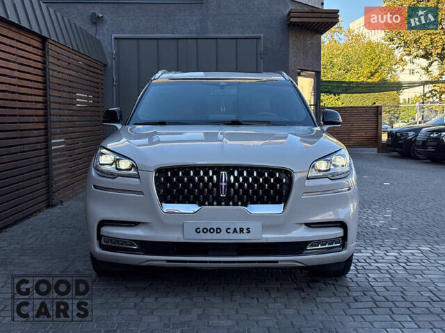 Бежевий Лінкольн Авіатор, об'ємом двигуна 0 л та пробігом 83 тис. км за 63500 $, фото 1 на Automoto.ua