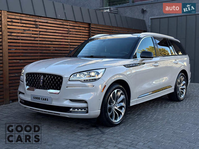 Бежевий Лінкольн Авіатор, об'ємом двигуна 0 л та пробігом 83 тис. км за 63500 $, фото 2 на Automoto.ua