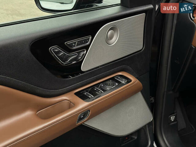 Черный Линкольн Авиатор, объемом двигателя 3 л и пробегом 118 тыс. км за 35000 $, фото 30 на Automoto.ua