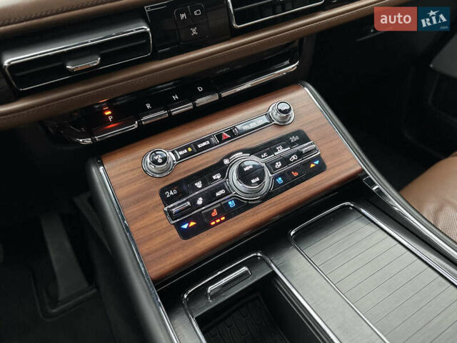 Черный Линкольн Авиатор, объемом двигателя 3 л и пробегом 118 тыс. км за 35000 $, фото 57 на Automoto.ua