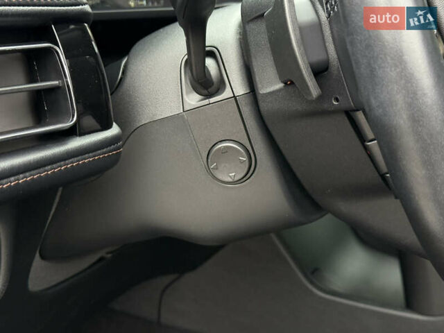 Линкольн Авиатор 2020 в Тернополе на Automoto.ua Черный Линкольн Авиатор, объемом двигателя 3 л и пробегом 83 тыс. км за 39000 $, фото 53 на Automoto.ua