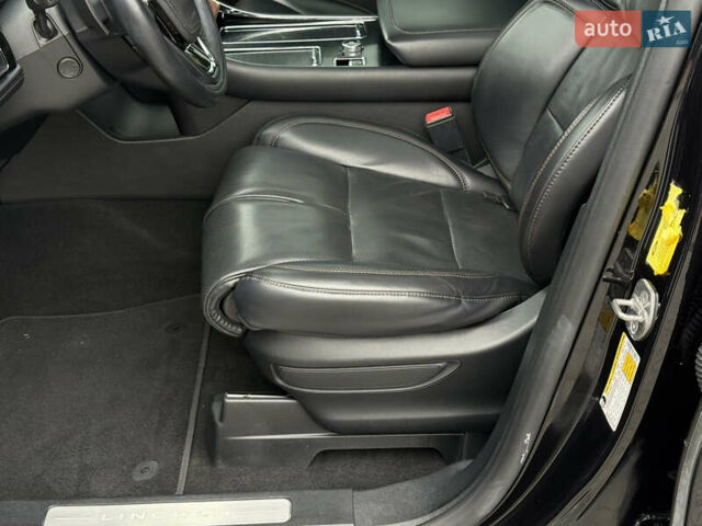 Линкольн Авиатор 2020 в Тернополе на Automoto.ua Черный Линкольн Авиатор, объемом двигателя 3 л и пробегом 83 тыс. км за 39000 $, фото 47 на Automoto.ua