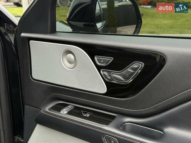 Линкольн Авиатор 2020 в Тернополе на Automoto.ua Черный Линкольн Авиатор, объемом двигателя 3 л и пробегом 83 тыс. км за 39000 $, фото 79 на Automoto.ua