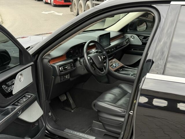 Линкольн Авиатор 2020 в Тернополе на Automoto.ua Черный Линкольн Авиатор, объемом двигателя 3 л и пробегом 83 тыс. км за 39000 $, фото 3 на Automoto.ua