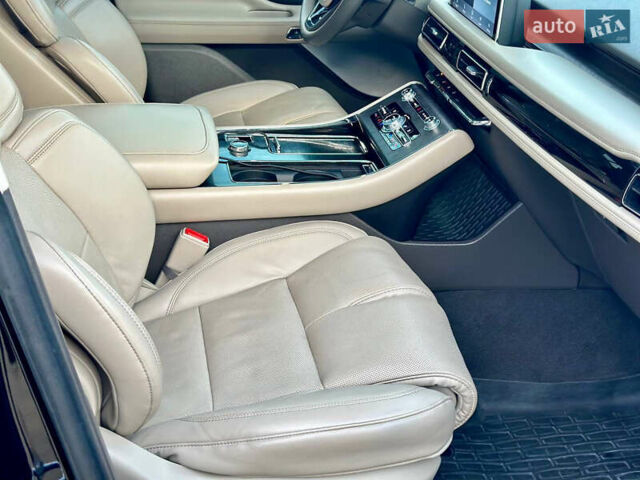 Черный Линкольн Авиатор, объемом двигателя 3 л и пробегом 49 тыс. км за 41300 $, фото 17 на Automoto.ua