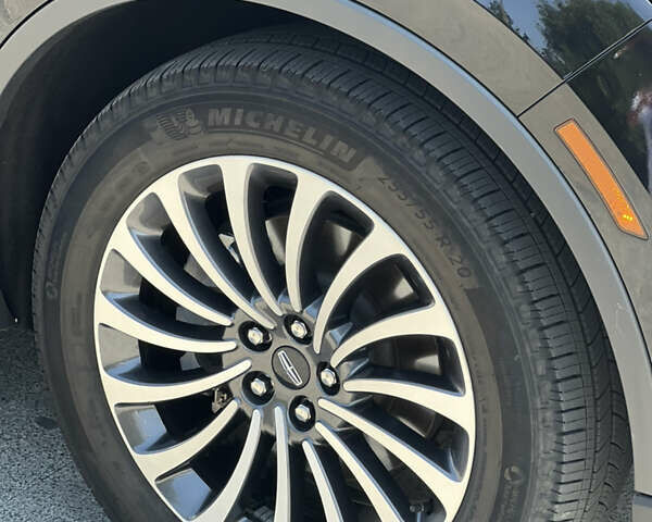 Чорний Лінкольн Авіатор, об'ємом двигуна 3 л та пробігом 21 тис. км за 50000 $, фото 4 на Automoto.ua