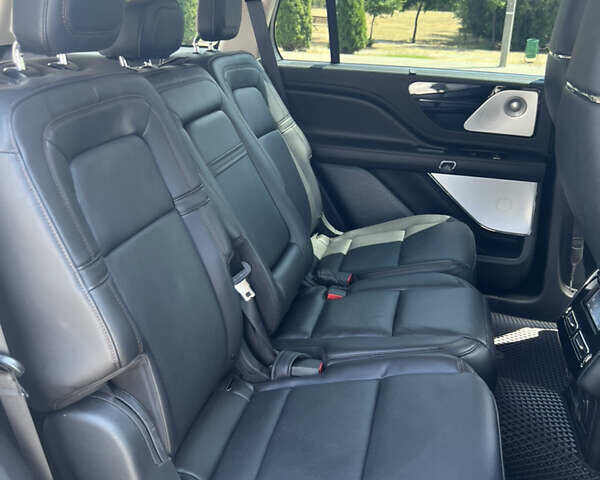 Чорний Лінкольн Авіатор, об'ємом двигуна 3 л та пробігом 21 тис. км за 50000 $, фото 16 на Automoto.ua