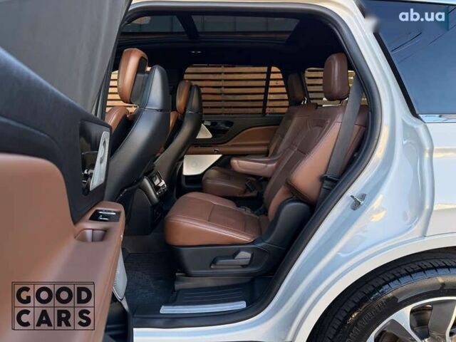 Лінкольн Авіатор, об'ємом двигуна 0 л та пробігом 83 тис. км за 63500 $, фото 24 на Automoto.ua