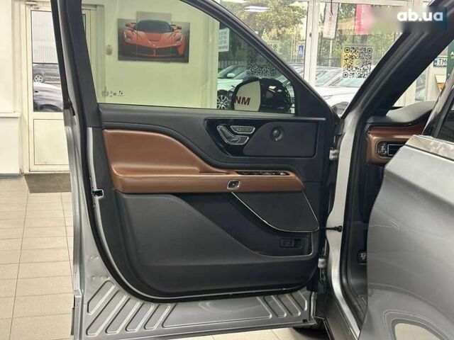 Линкольн Авиатор, объемом двигателя 0 л и пробегом 53 тыс. км за 37190 $, фото 17 на Automoto.ua