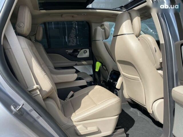 Серый Линкольн Авиатор, объемом двигателя 3 л и пробегом 53 тыс. км за 39500 $, фото 12 на Automoto.ua