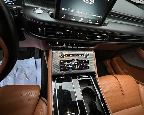 Сірий Лінкольн Авіатор, об'ємом двигуна 2.96 л та пробігом 125 тис. км за 55000 $, фото 25 на Automoto.ua