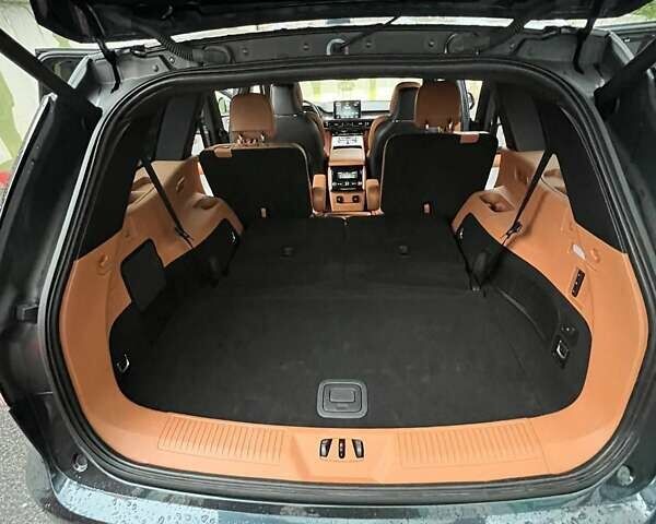 Сірий Лінкольн Авіатор, об'ємом двигуна 2.96 л та пробігом 125 тис. км за 55000 $, фото 16 на Automoto.ua