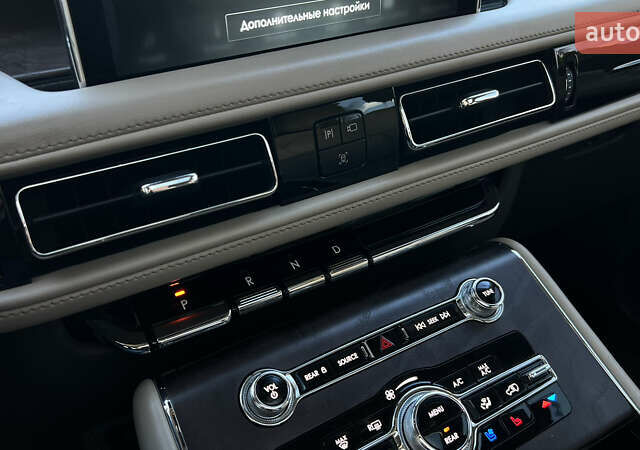 Серый Линкольн Авиатор, объемом двигателя 3 л и пробегом 48 тыс. км за 48500 $, фото 20 на Automoto.ua