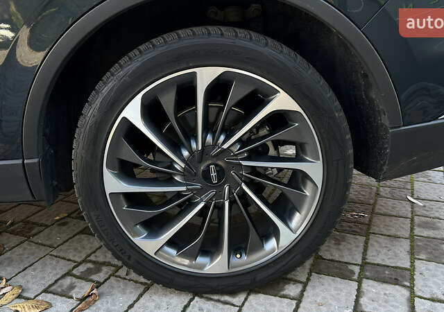 Серый Линкольн Авиатор, объемом двигателя 3 л и пробегом 48 тыс. км за 48500 $, фото 9 на Automoto.ua