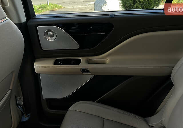 Серый Линкольн Авиатор, объемом двигателя 3 л и пробегом 48 тыс. км за 48500 $, фото 35 на Automoto.ua