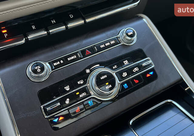 Серый Линкольн Авиатор, объемом двигателя 3 л и пробегом 48 тыс. км за 48500 $, фото 21 на Automoto.ua