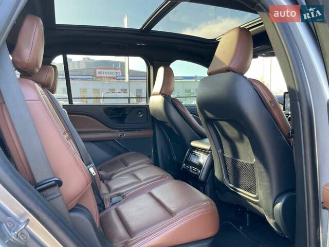 Серый Линкольн Авиатор, объемом двигателя 3 л и пробегом 52 тыс. км за 35990 $, фото 52 на Automoto.ua