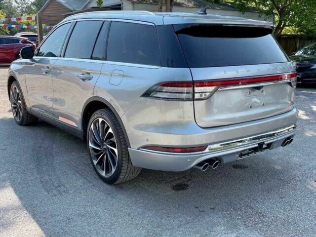 Сірий Лінкольн Авіатор, об'ємом двигуна 0 л та пробігом 50 тис. км за 12400 $, фото 1 на Automoto.ua