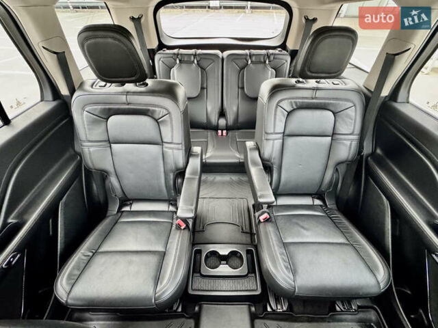 Сірий Лінкольн Авіатор, об'ємом двигуна 2.95 л та пробігом 35 тис. км за 52500 $, фото 61 на Automoto.ua