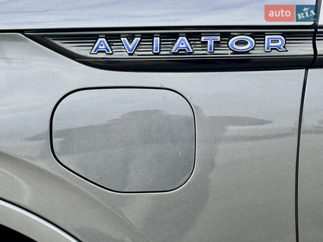 Сірий Лінкольн Авіатор, об'ємом двигуна 2.95 л та пробігом 35 тис. км за 52500 $, фото 16 на Automoto.ua