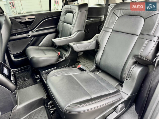 Сірий Лінкольн Авіатор, об'ємом двигуна 2.95 л та пробігом 35 тис. км за 52500 $, фото 38 на Automoto.ua