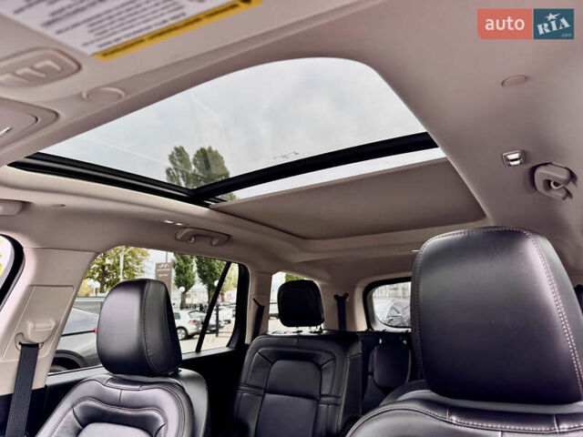 Сірий Лінкольн Авіатор, об'ємом двигуна 2.95 л та пробігом 35 тис. км за 52500 $, фото 73 на Automoto.ua